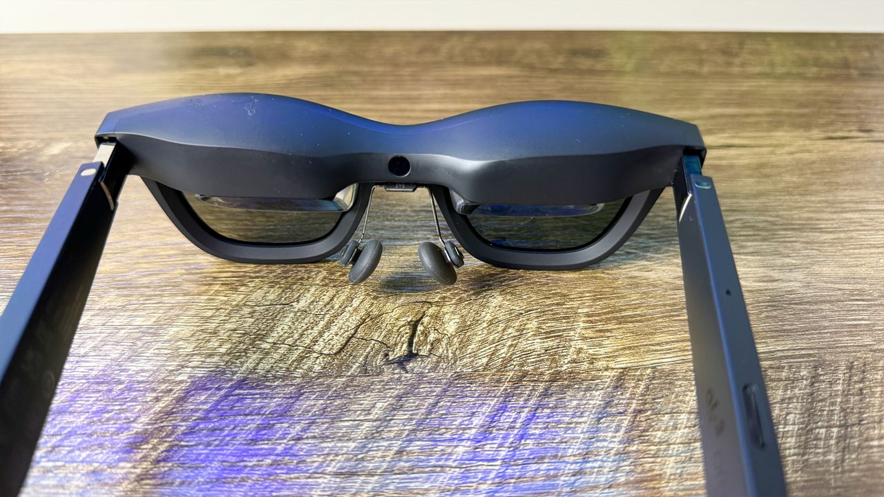 XREAL Air 2 Pro