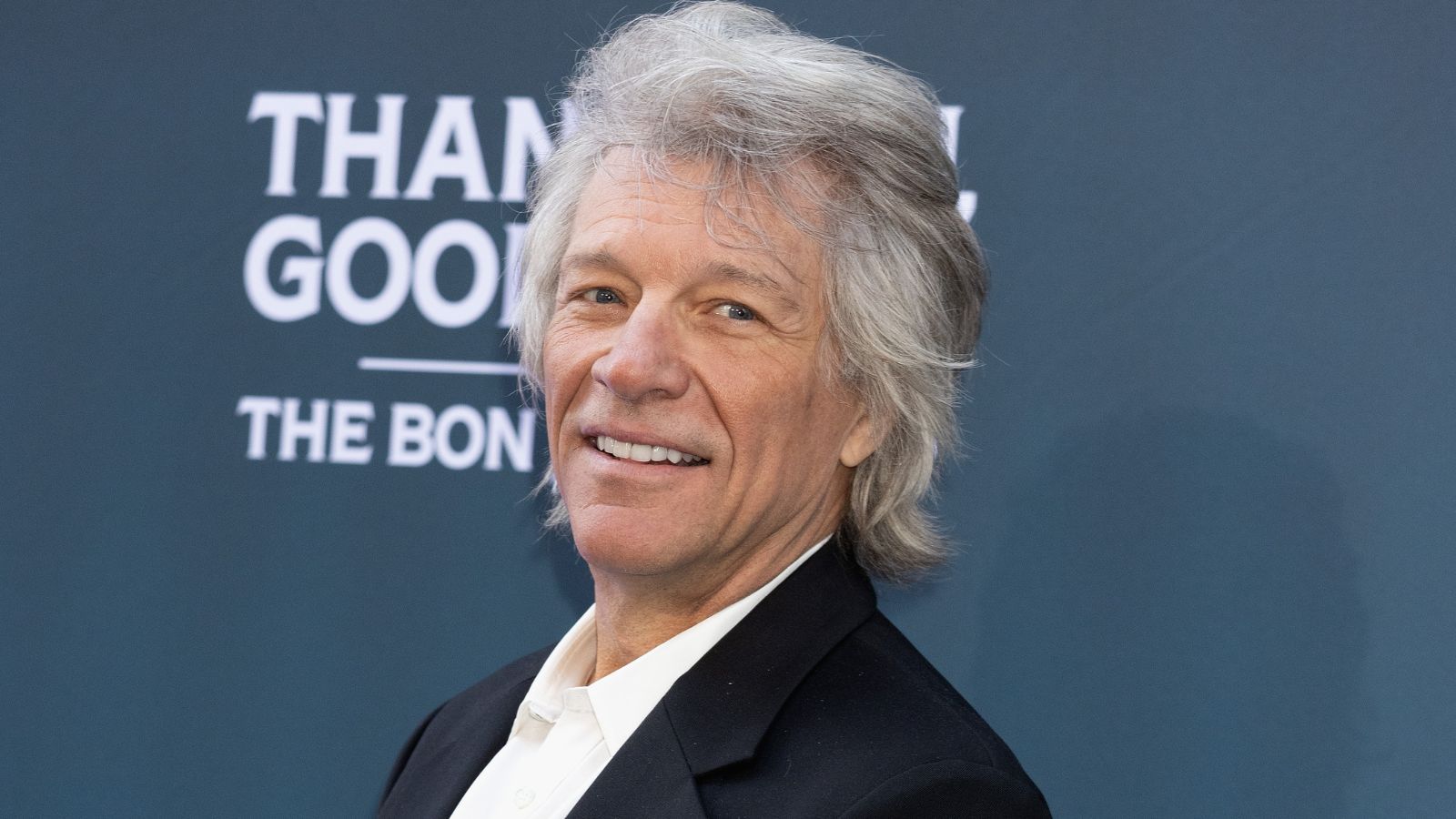 Jon Bon Jovi: Reviving Holiday Traditions with Personal Flair