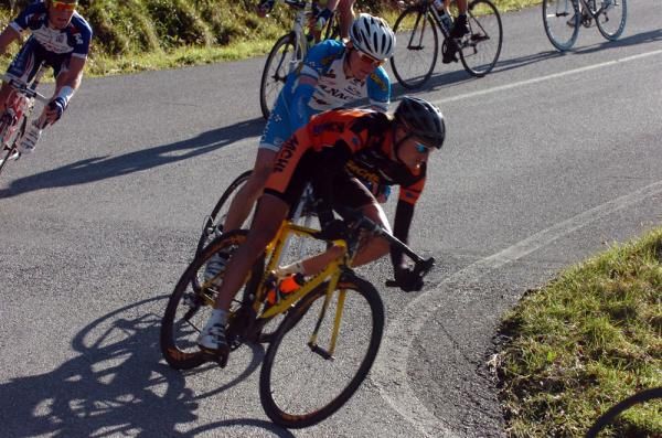 Michael Rasmussen (Miche) makes his way down a descent