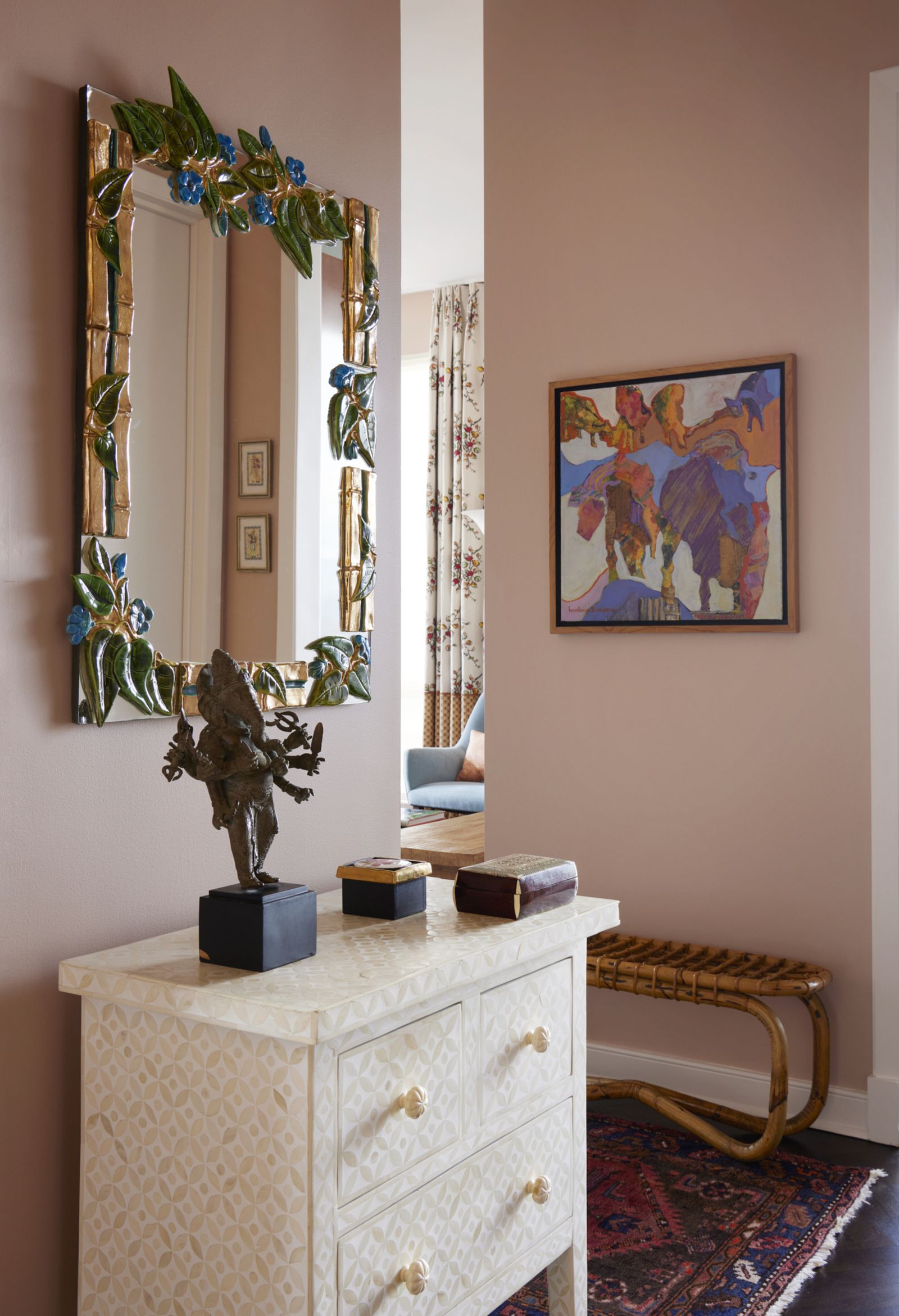 5 things designers say are musthaves on your entryway walls Livingetc