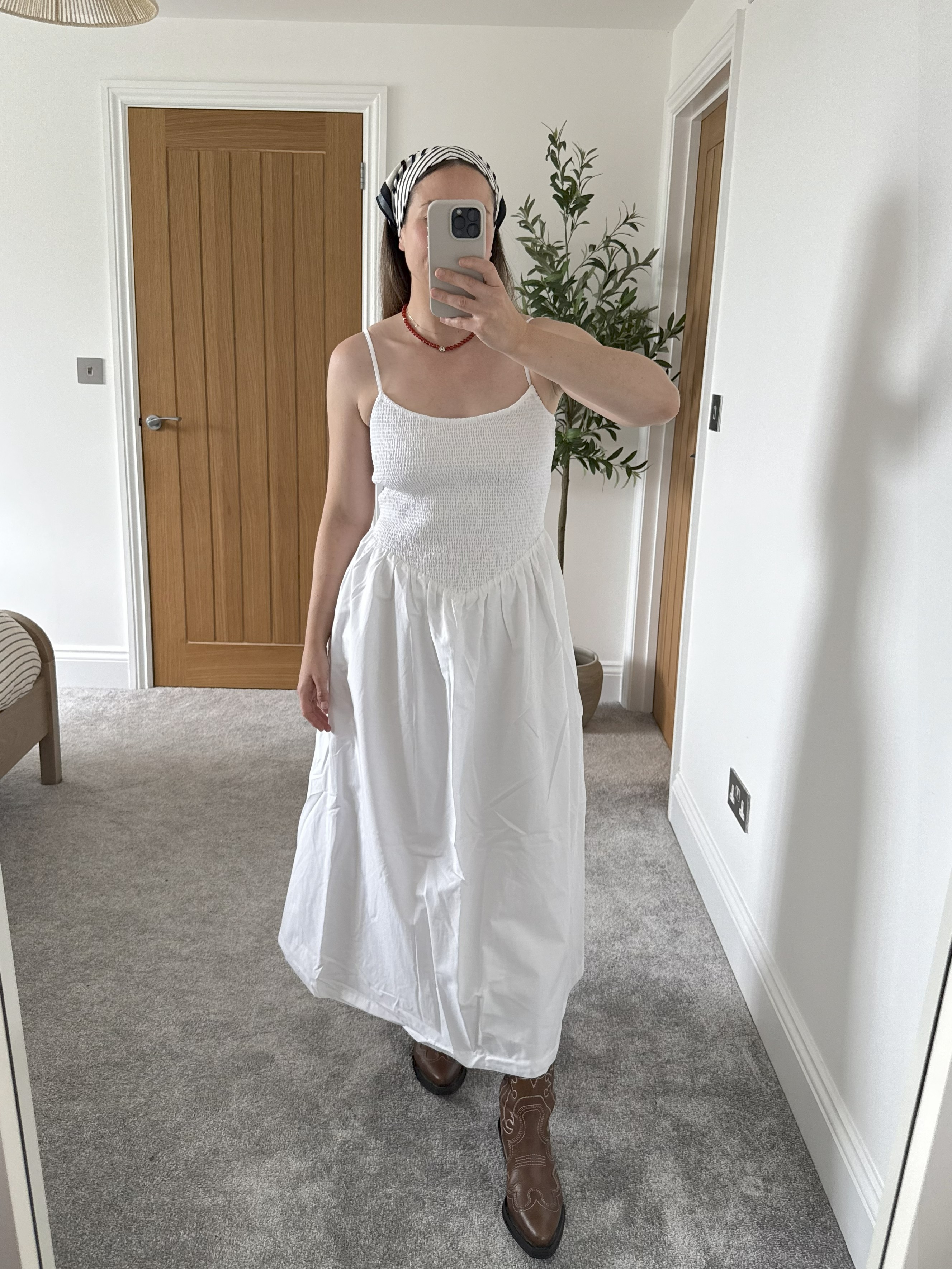 Stylist Emily Dawes wears Abercrombie petite dresses