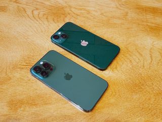 Green Iphone 13 Iphone 13 Pro