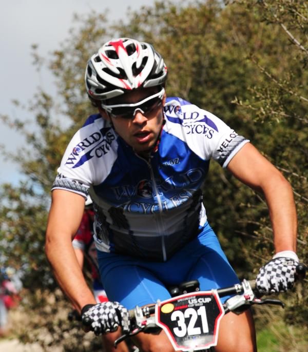 Miguel Valadez riding to an 8th place finish