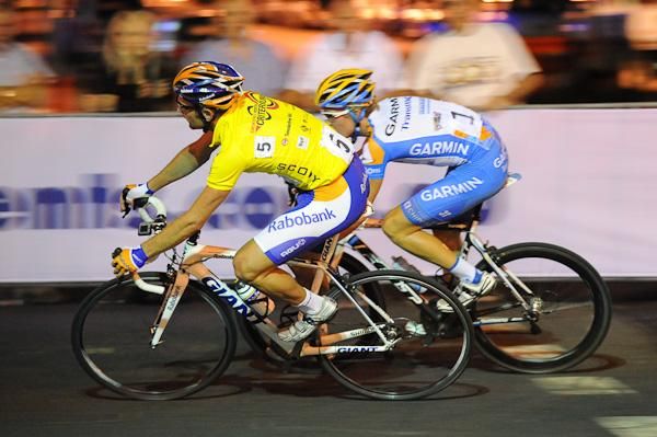 Graeme Brown and Cameron Meyer following each other closely.