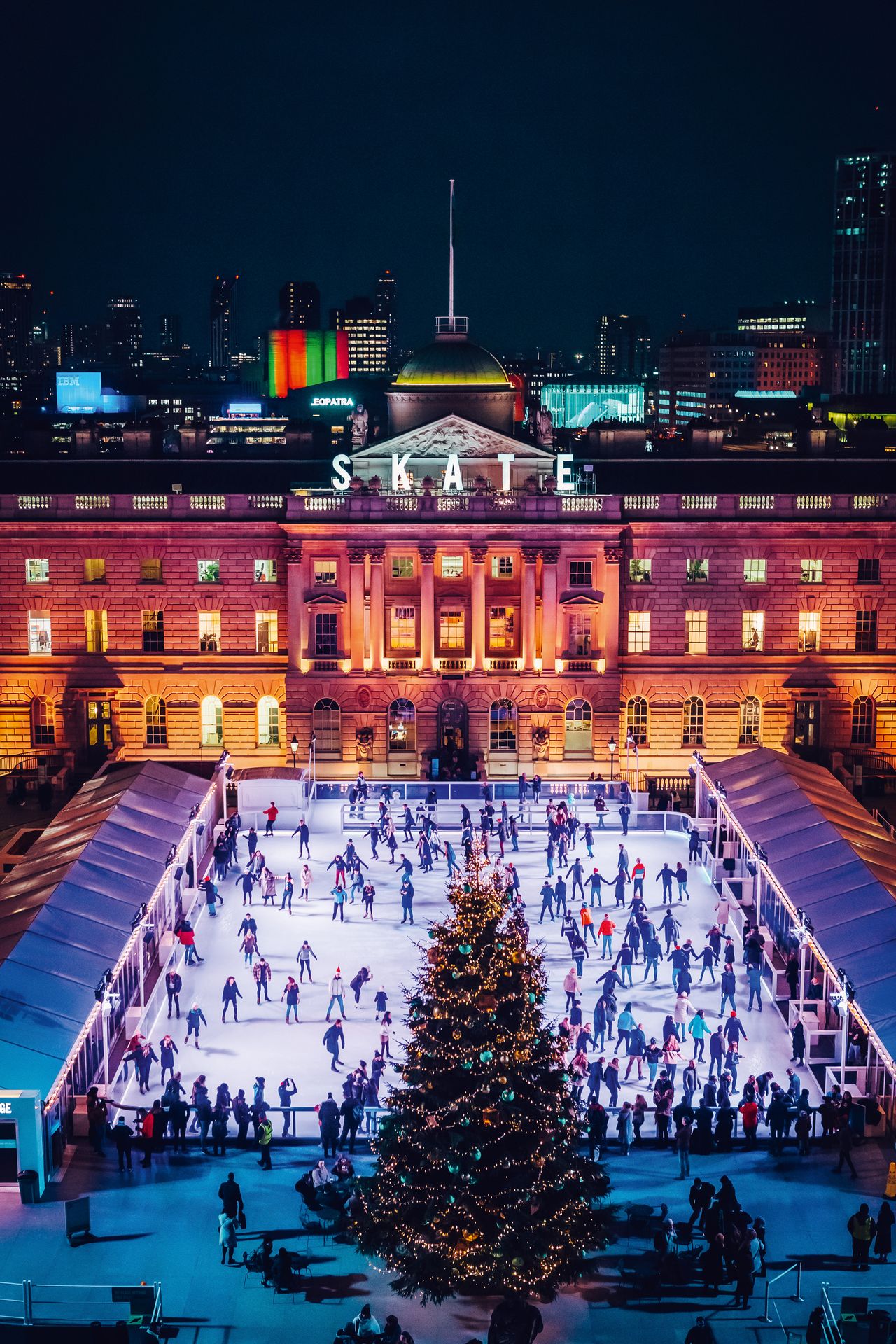 christmas-markets-near-me-real-homes