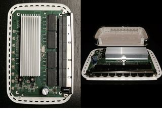 Interior view of a Netgear GS608 8-port 10/100/1000 Mbps Switch