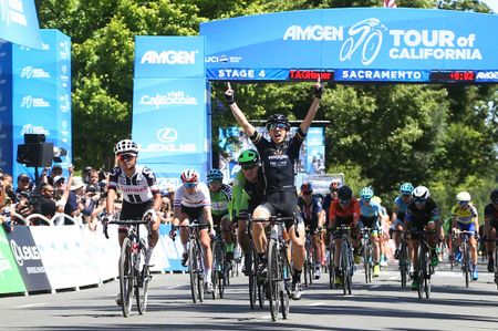 Giorgia Bronzini (Wiggle High5) is pumped with victory