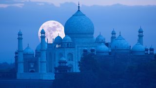 Taj Mahal Moon