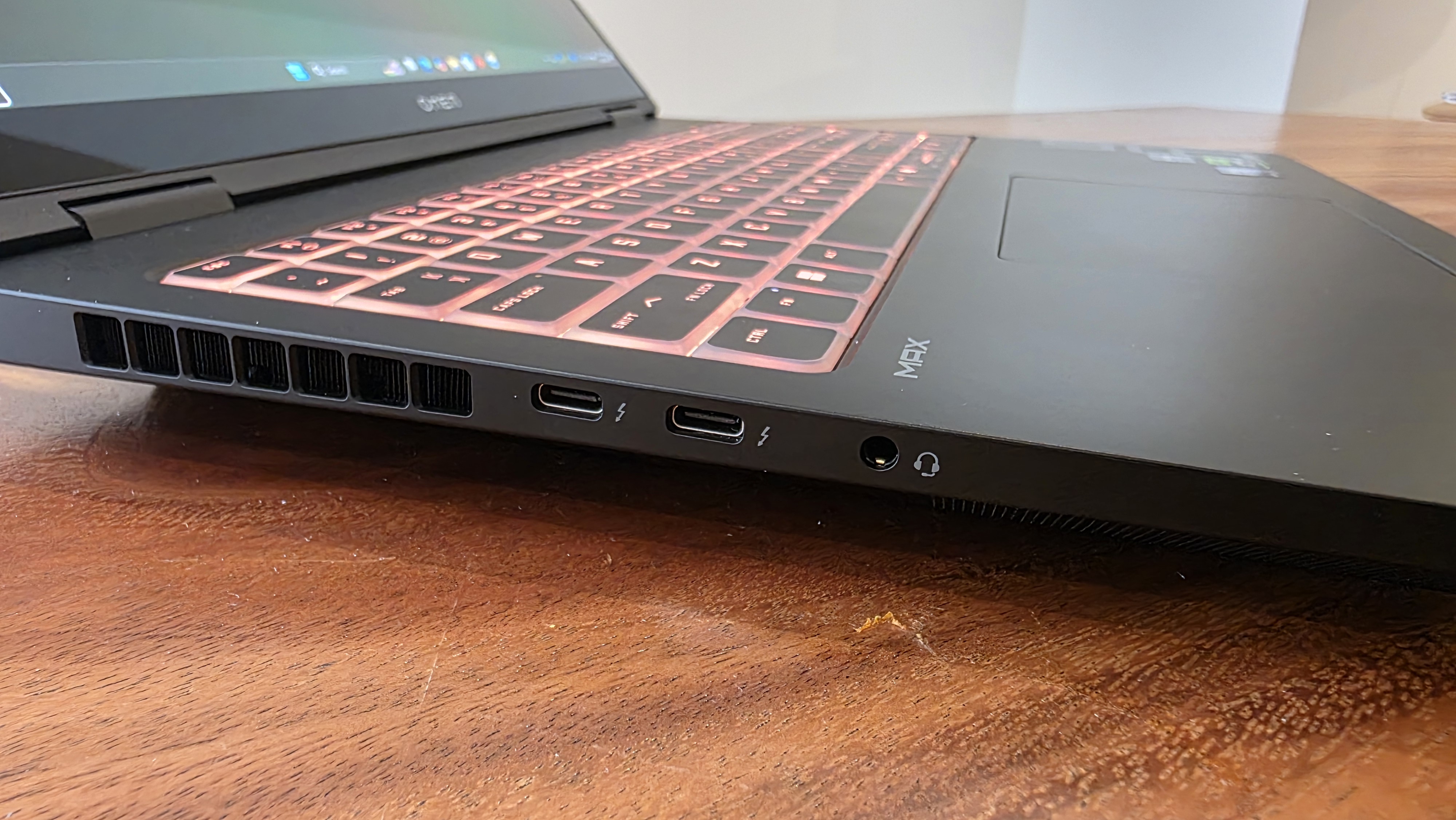 HP Omen Max 16