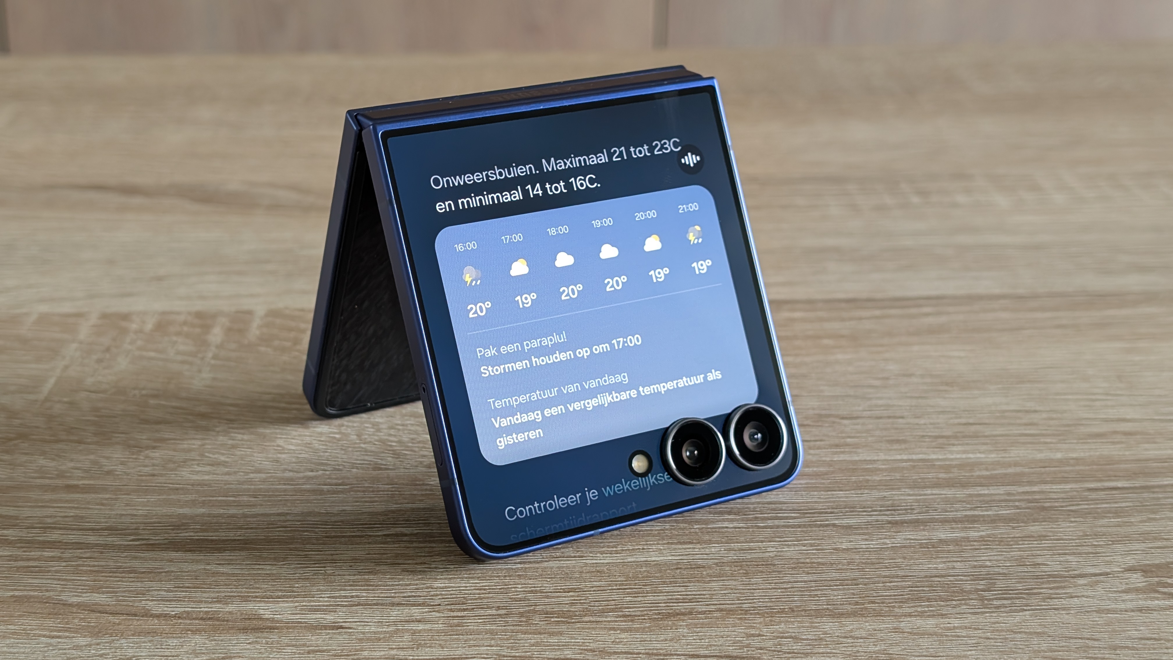 Samsung Galaxy Z Flip 7