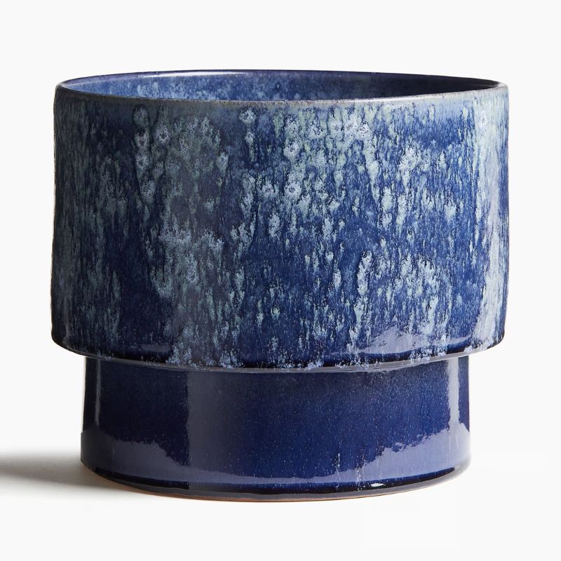 dark blue plant pot