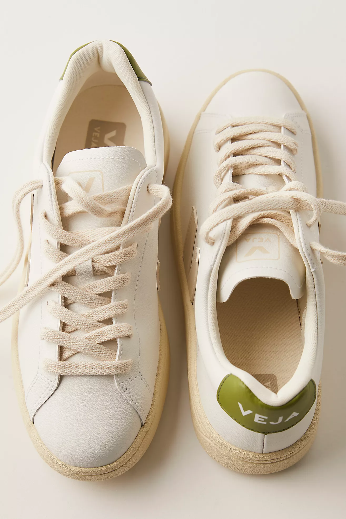 Veja Urca Sneakers