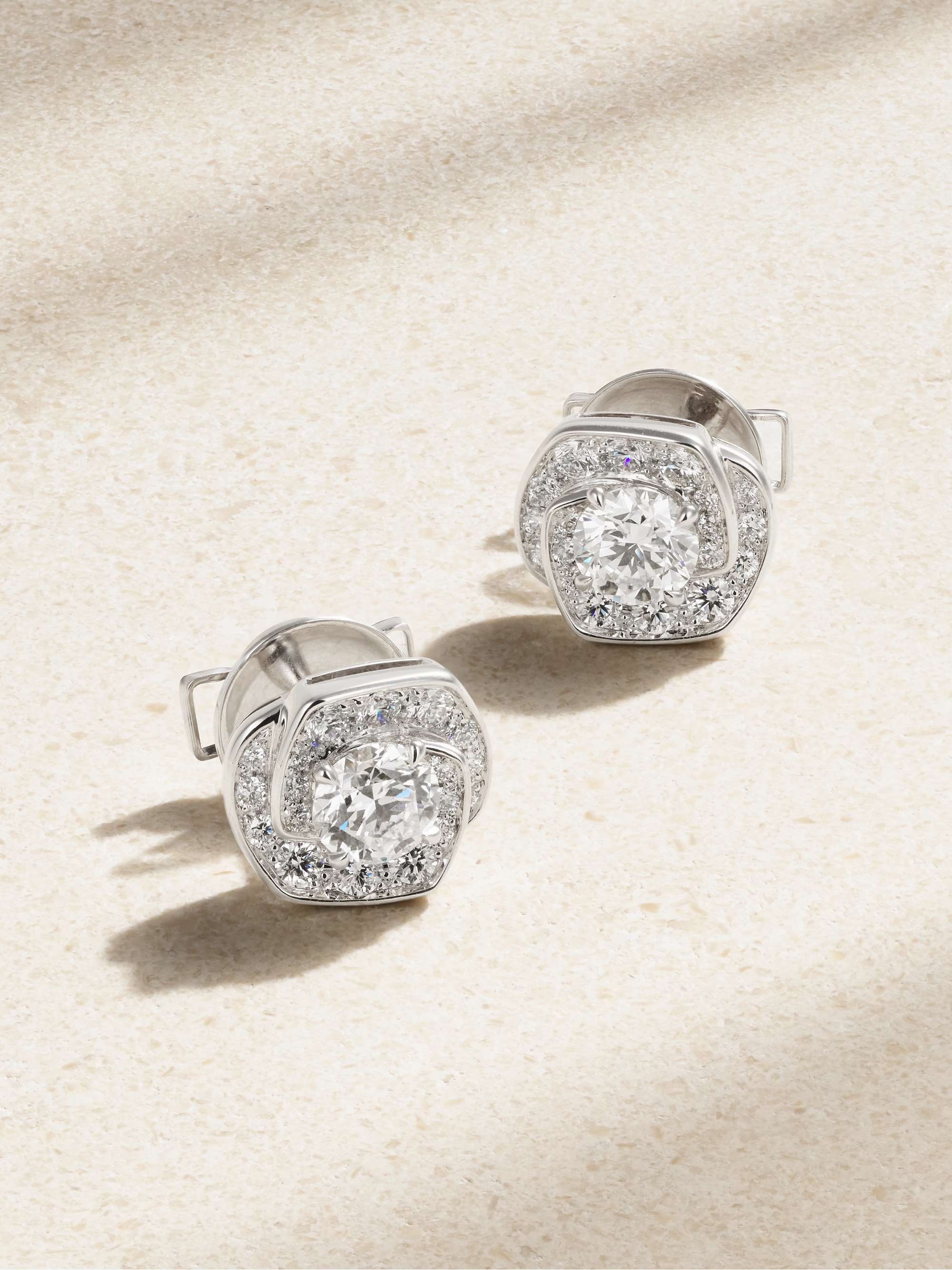 Frozen Kiss 18-Karat White Gold Diamond Earrings