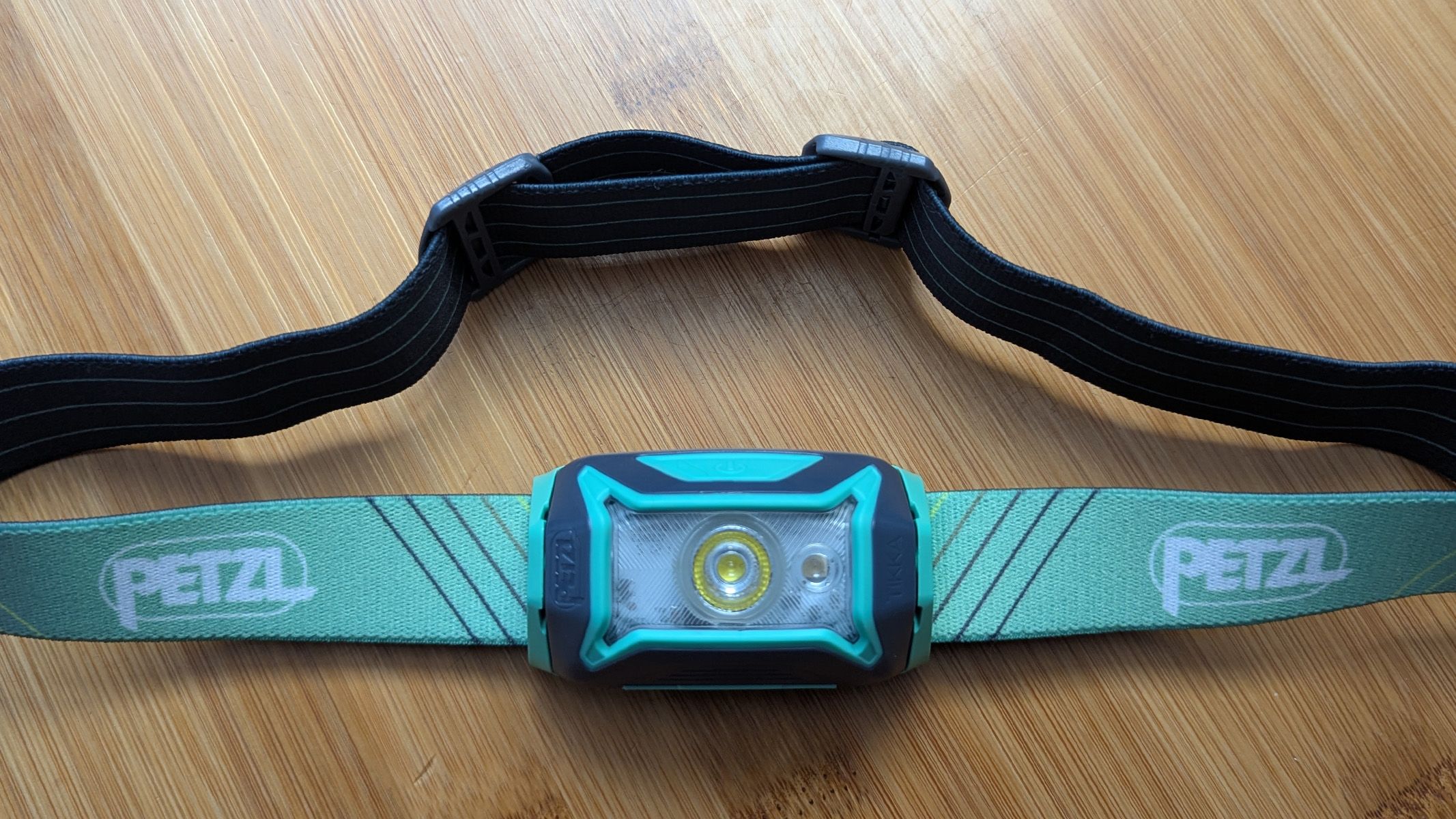 PETZL TIKKA CORE ヘッドランプ 450ルーメン新品開封動作確認 i7qJVkuVAK4xJ3XMi78H8P-2133-80.jpg