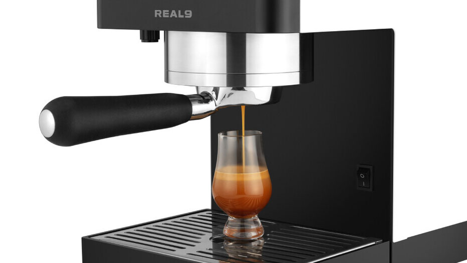 La cafetera Zeroth Law REAL9 FIT sirve para preparar un trago de espresso