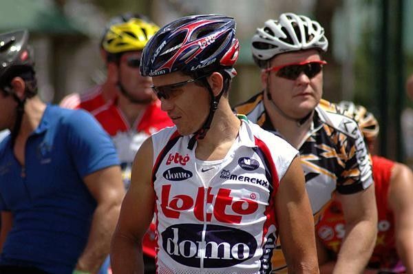 Spot the pro rider.