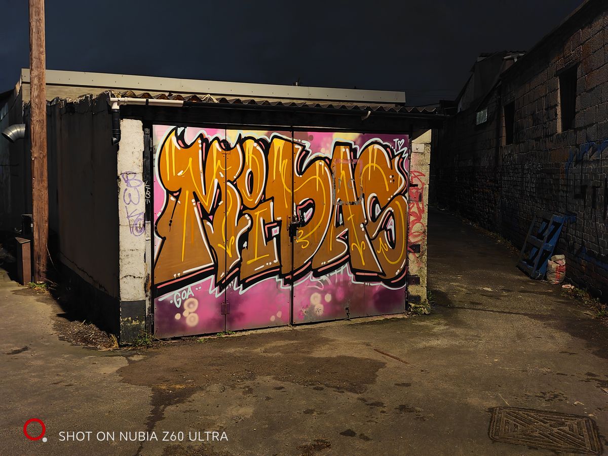Nubia Z60 Ultra camera sample Night-2