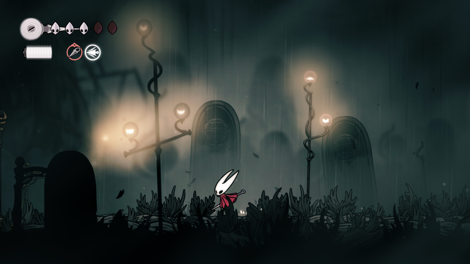 The foggy rain slick streets of Greymoor in Hollow Knight: Silksong