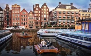 the Netherlands to design a fleet of authonomous boats for the Amsterdam’s canals