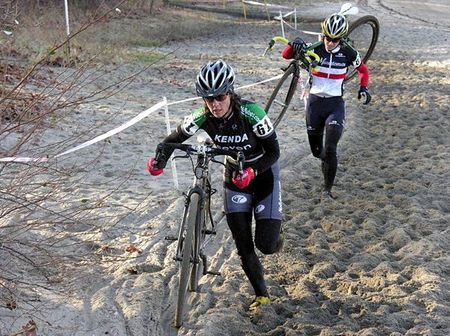 Mary McConneloug fights off Andrea Smith for another victory and a New England Verge Title.