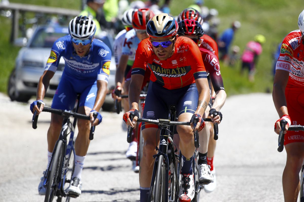 Damiano Caruso (Bahrain-Merida) in the break