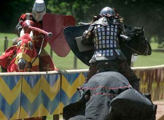Things To Do With The Kids: Warwick Castle Jousting, Warwick