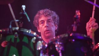 Simon Phillips performing with Toto in 2007