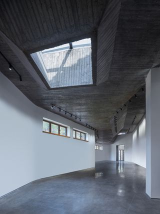 Interior of Qingxi Culture and History Museum by UAD