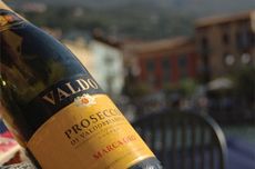 Prosecco wine