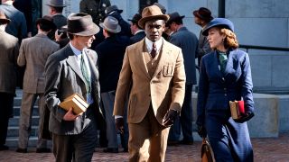 Matthew Rylance, Chris Chalk and Juliet Rylance in Perry Mason Season 2