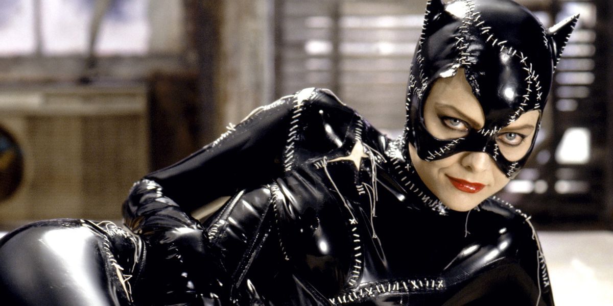 michelle pfeiffer as catwoman in batman returns