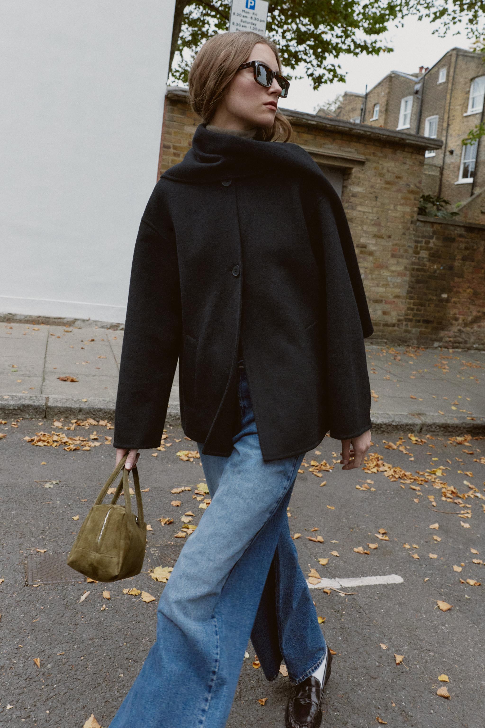 Wool Blend Short Coat With Scarf