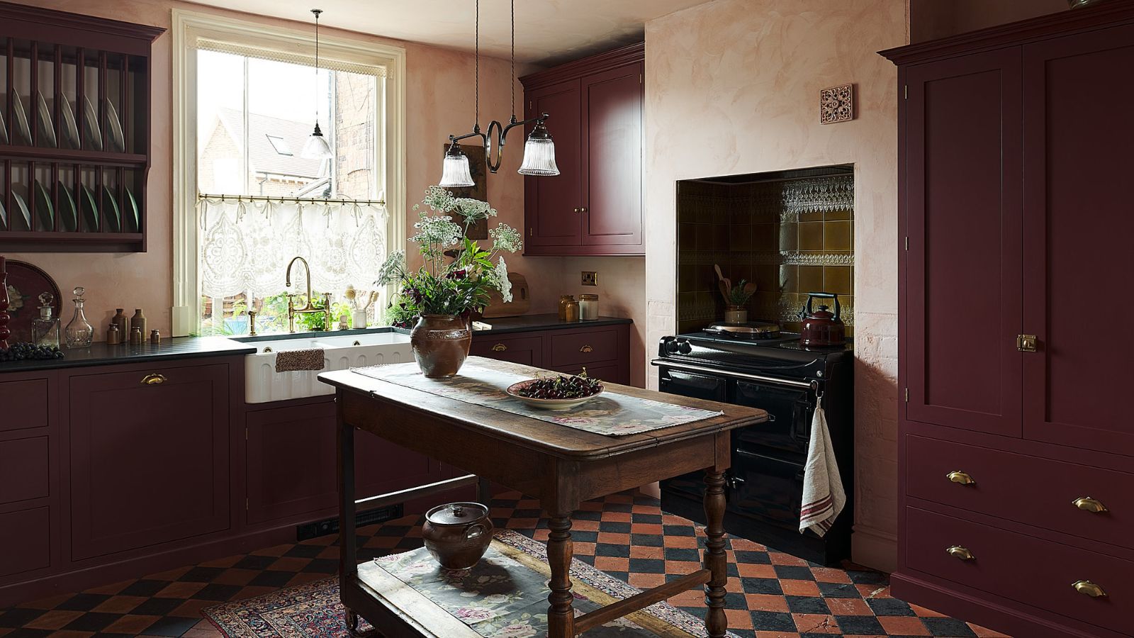 Small Kitchen Trends 2026: The Looks To Know This Year