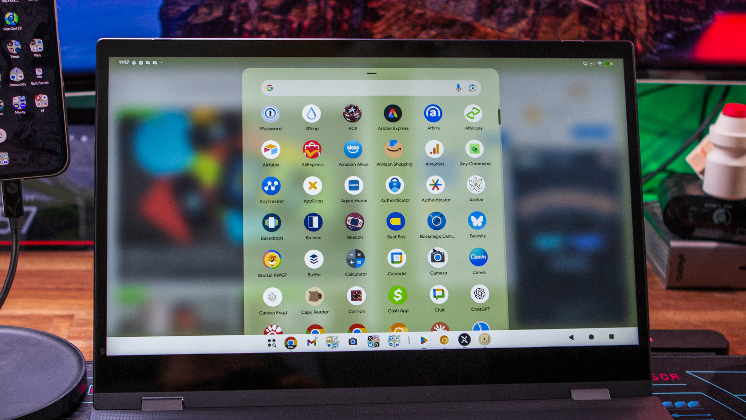 Desktop Mode App Drawer on Android 16 QPR1 Beta 2