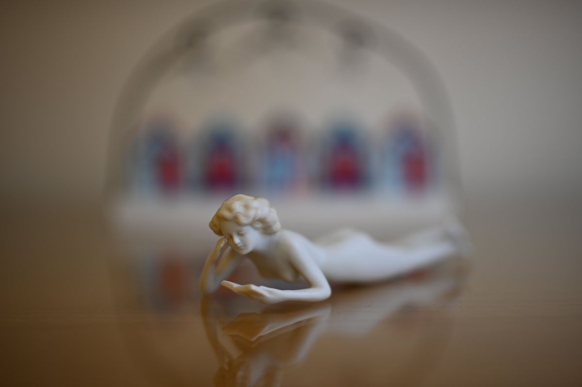 These three shots demonstrate how vignetting is reduced when stopping down from f/1.4 to f/2 and f/2.8 respectively.