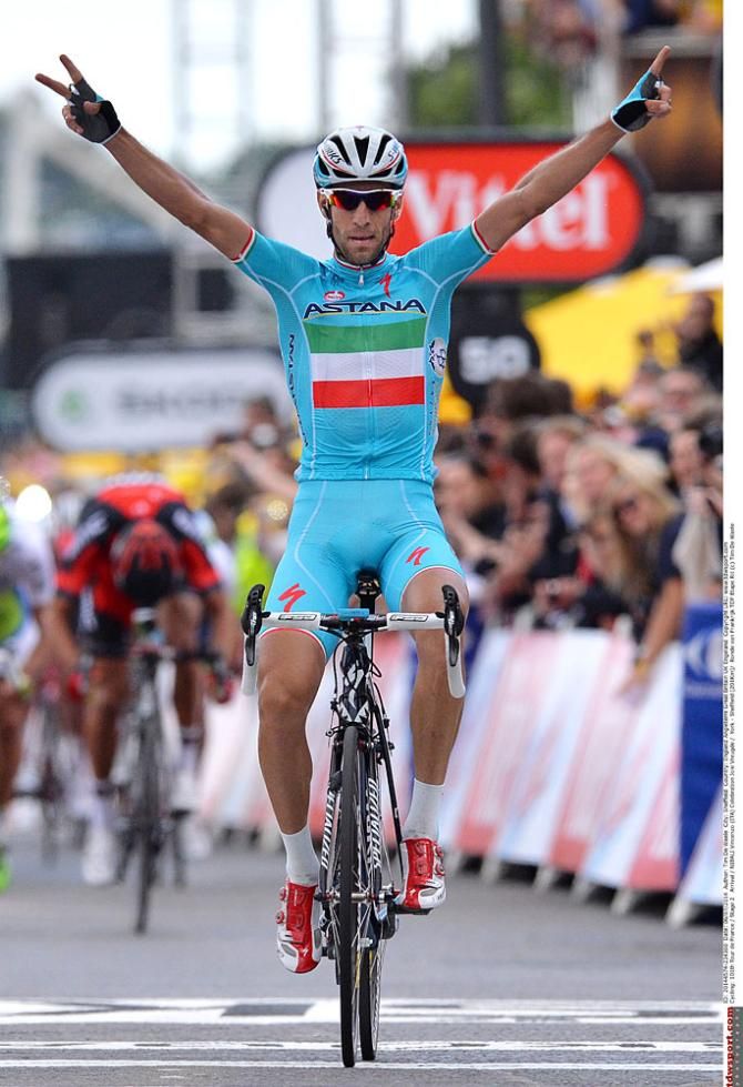 Vincenzo Nibali wins stage 2 of the Tour de France