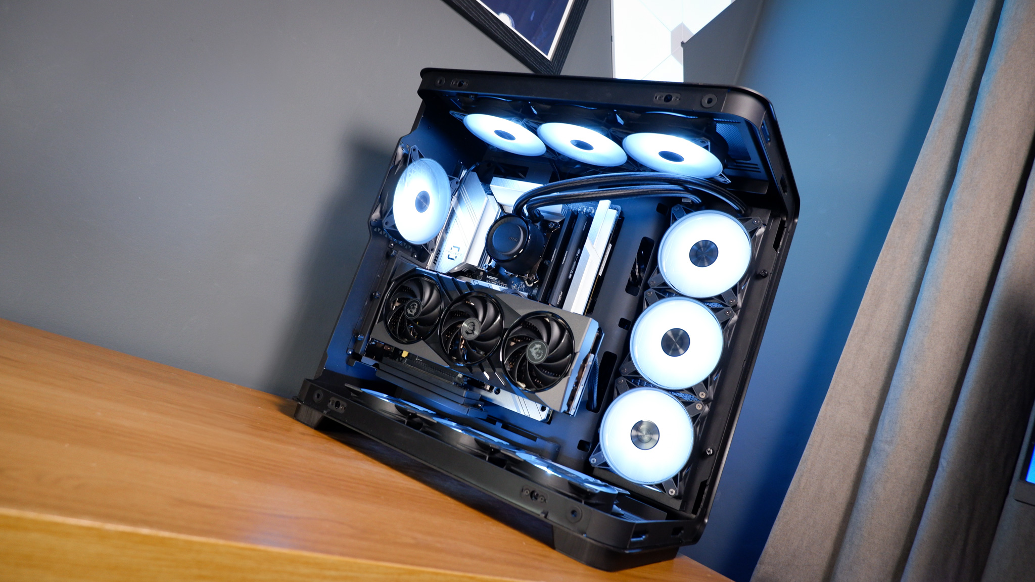 A gaming PC using MSI's Back-Connect 'Project Zero' components to create a nearly cable-free design.