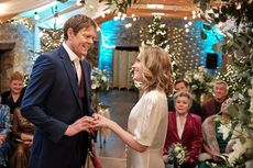 Beyond Paradise Christmas special