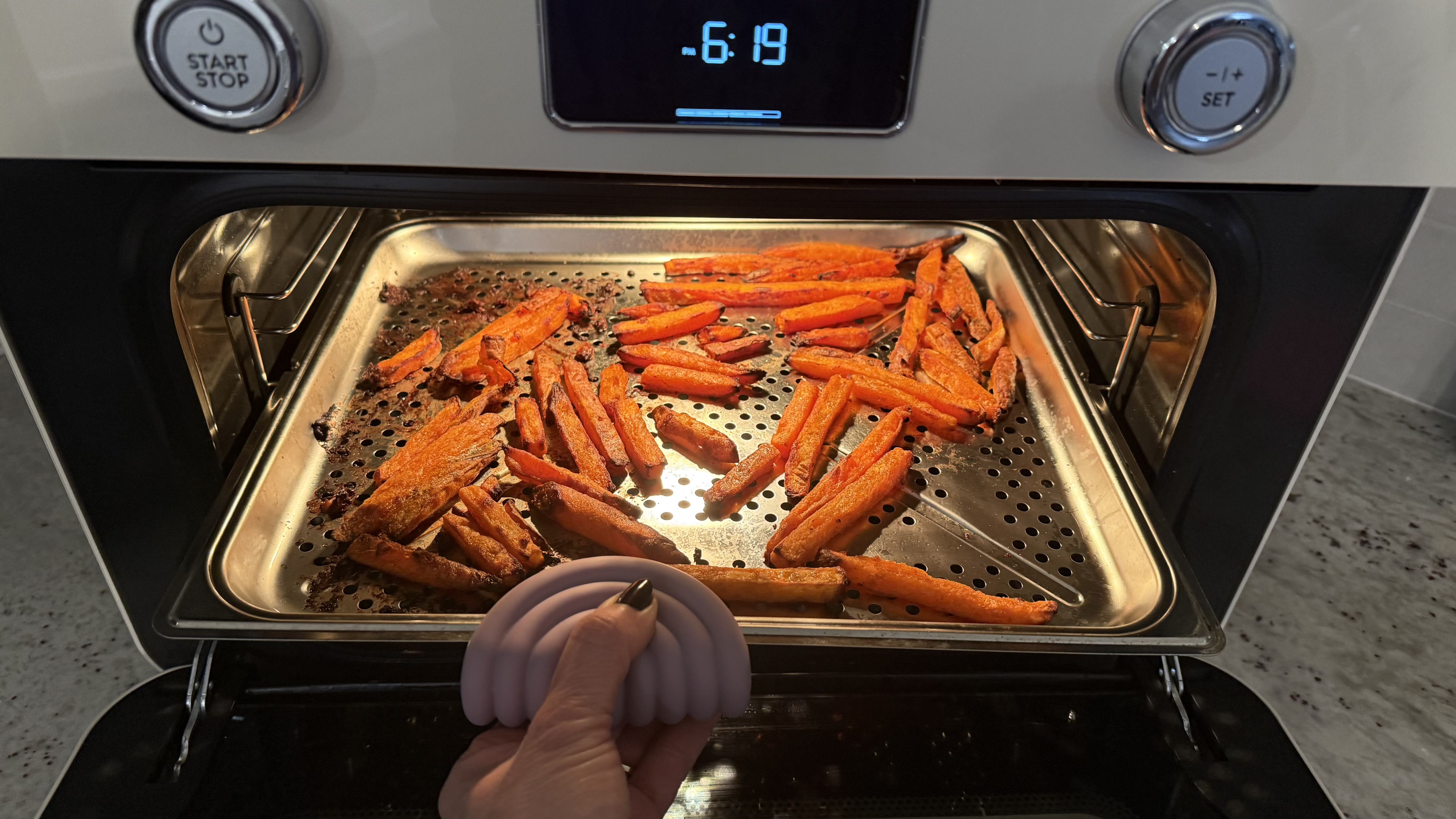 SMEG Combi Steam Oven just cooked sweet potato fries from frozen