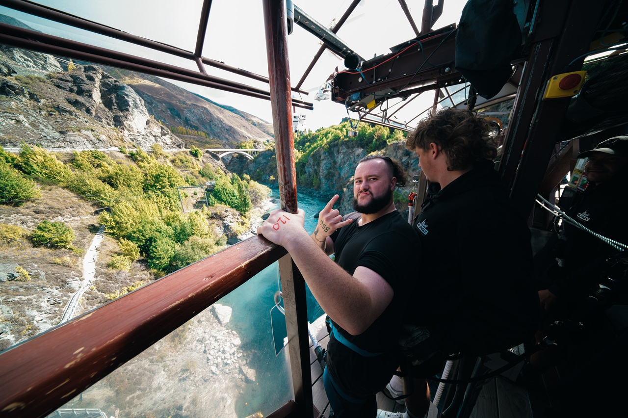 Alien Weaponry go bungee jumping in New Zealand 2025