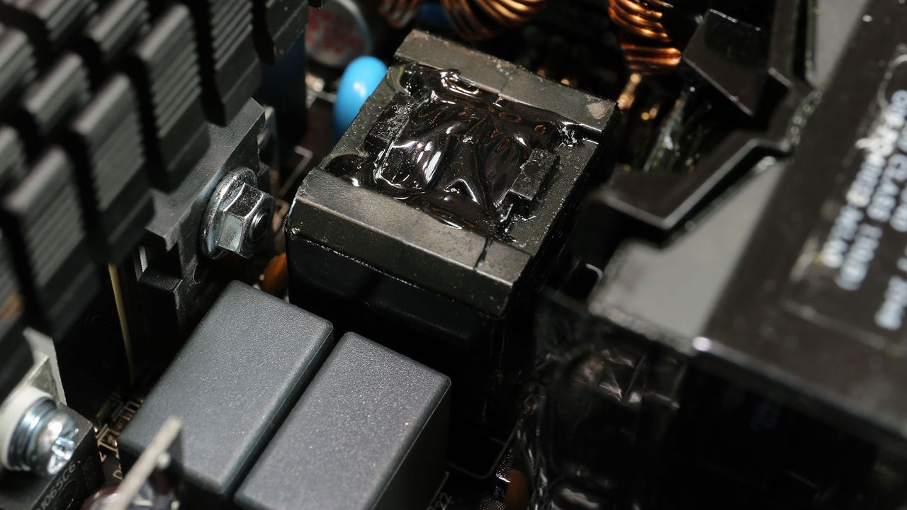Thermaltake Toughpower GF1 1000W