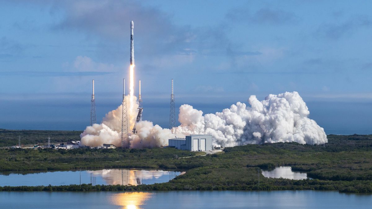 SpaceX postpones Starlink satellite fleet launch due to Tropical Storm ...