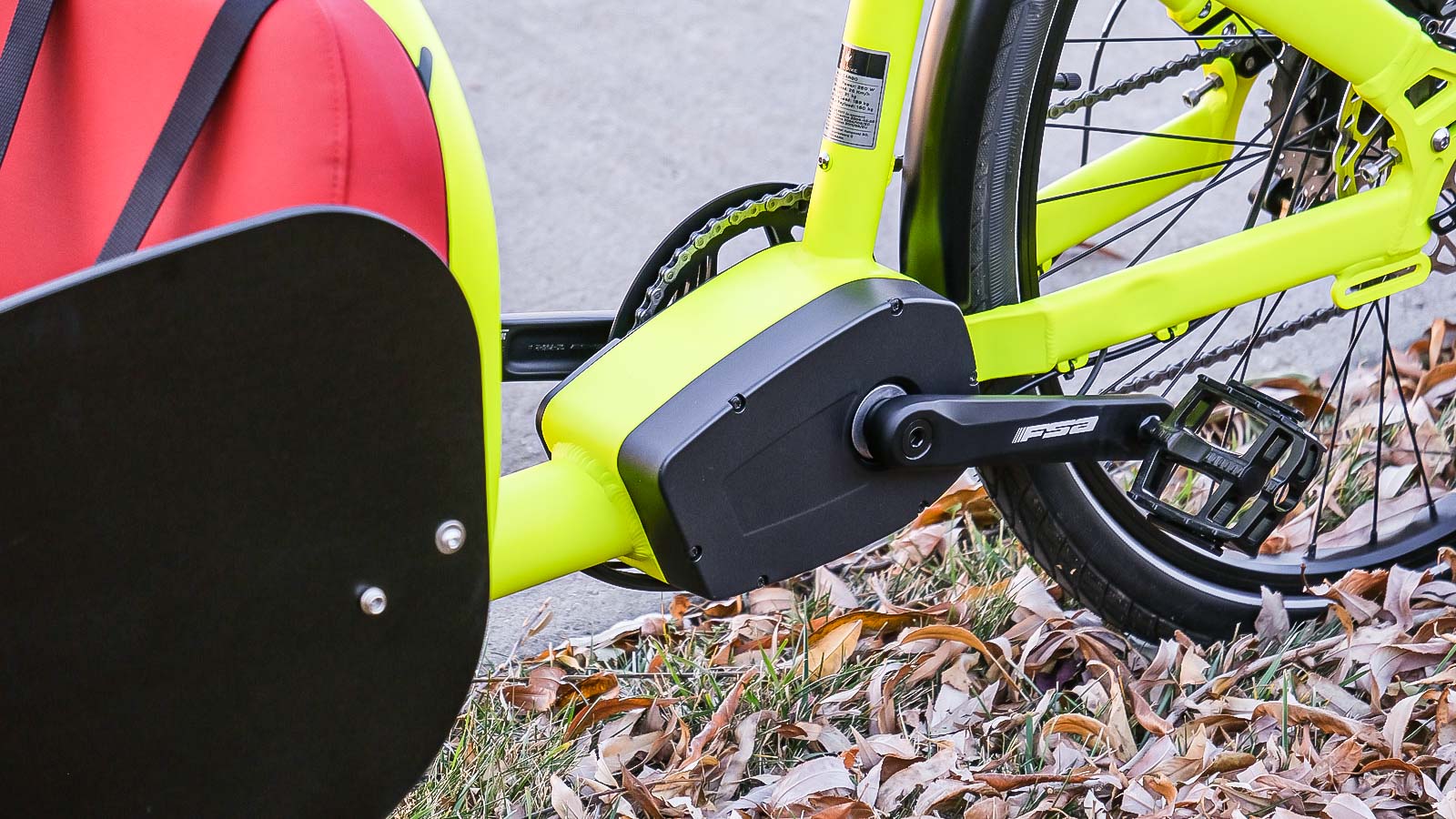 Triobike Cargo pedals