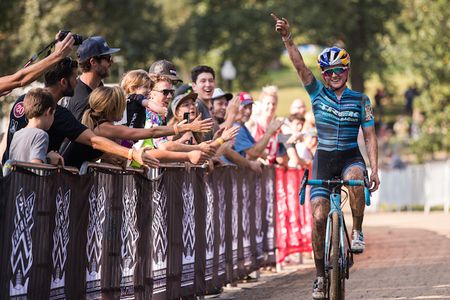 Ellen Noble (Trek Factory Racing CX) wins the C2 race at the 2018 Charm City Cross