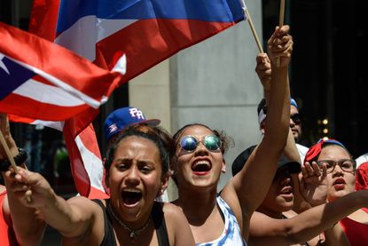 Puerto Ricans march in New York