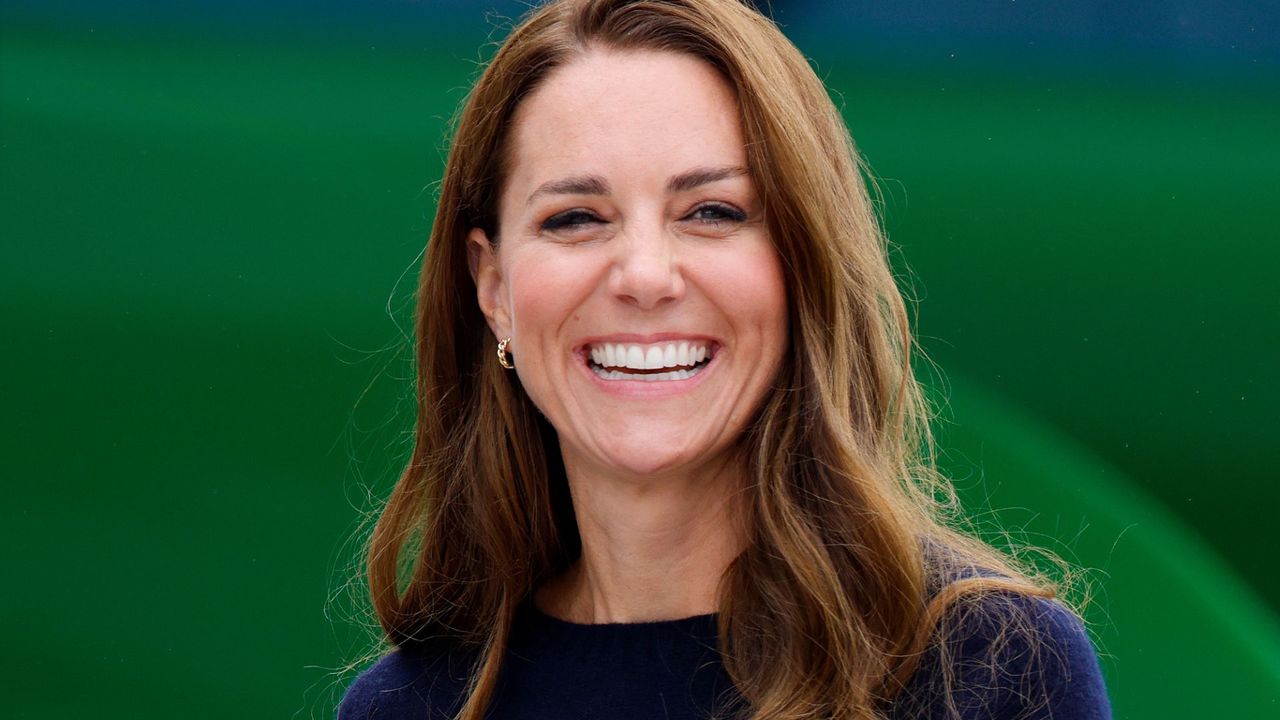 kate middleton smiling