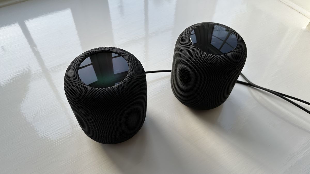 Apple HomePod 2 vs Apple HomePod