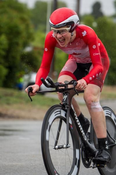 Clara Hughes (Specialized-Lululemon) rounded out the podium for third.