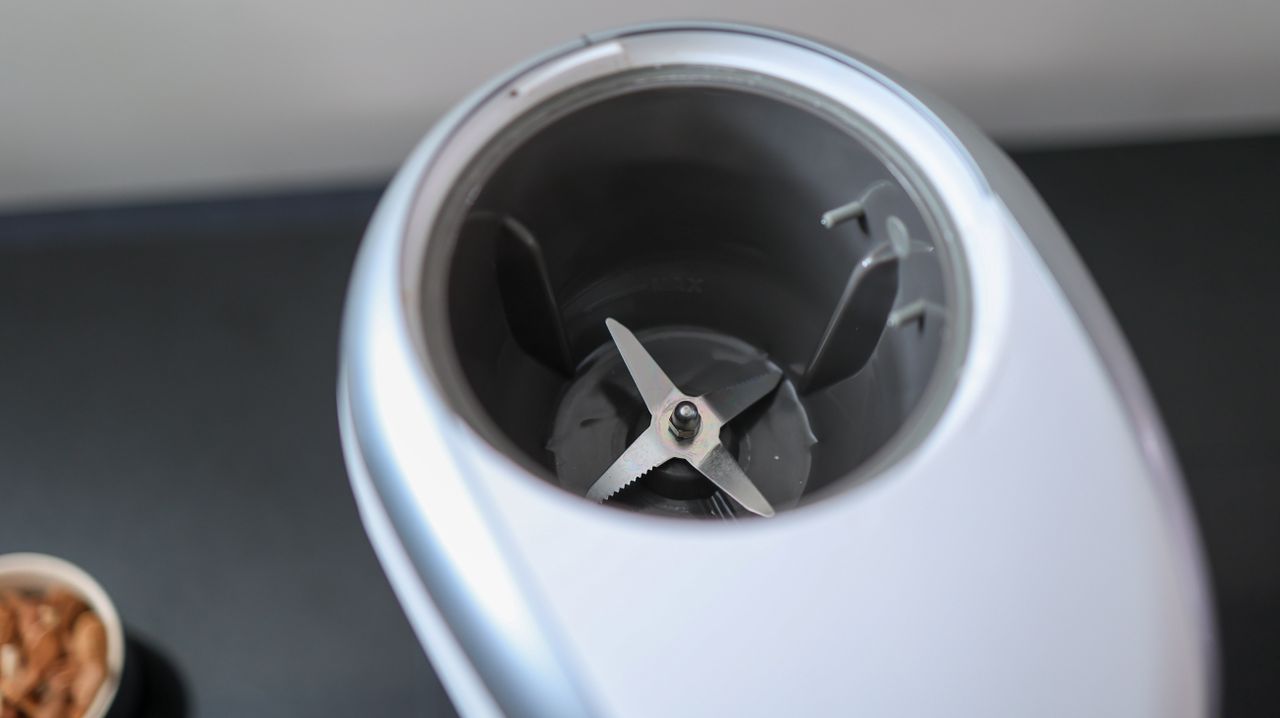 A photo of the Milky Plant plant milk maker