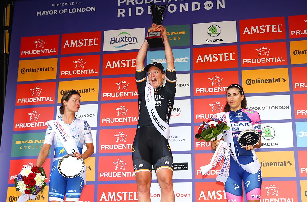 Kirsten Wild (Wiggle High5) wins Prudential RideLondon Classique